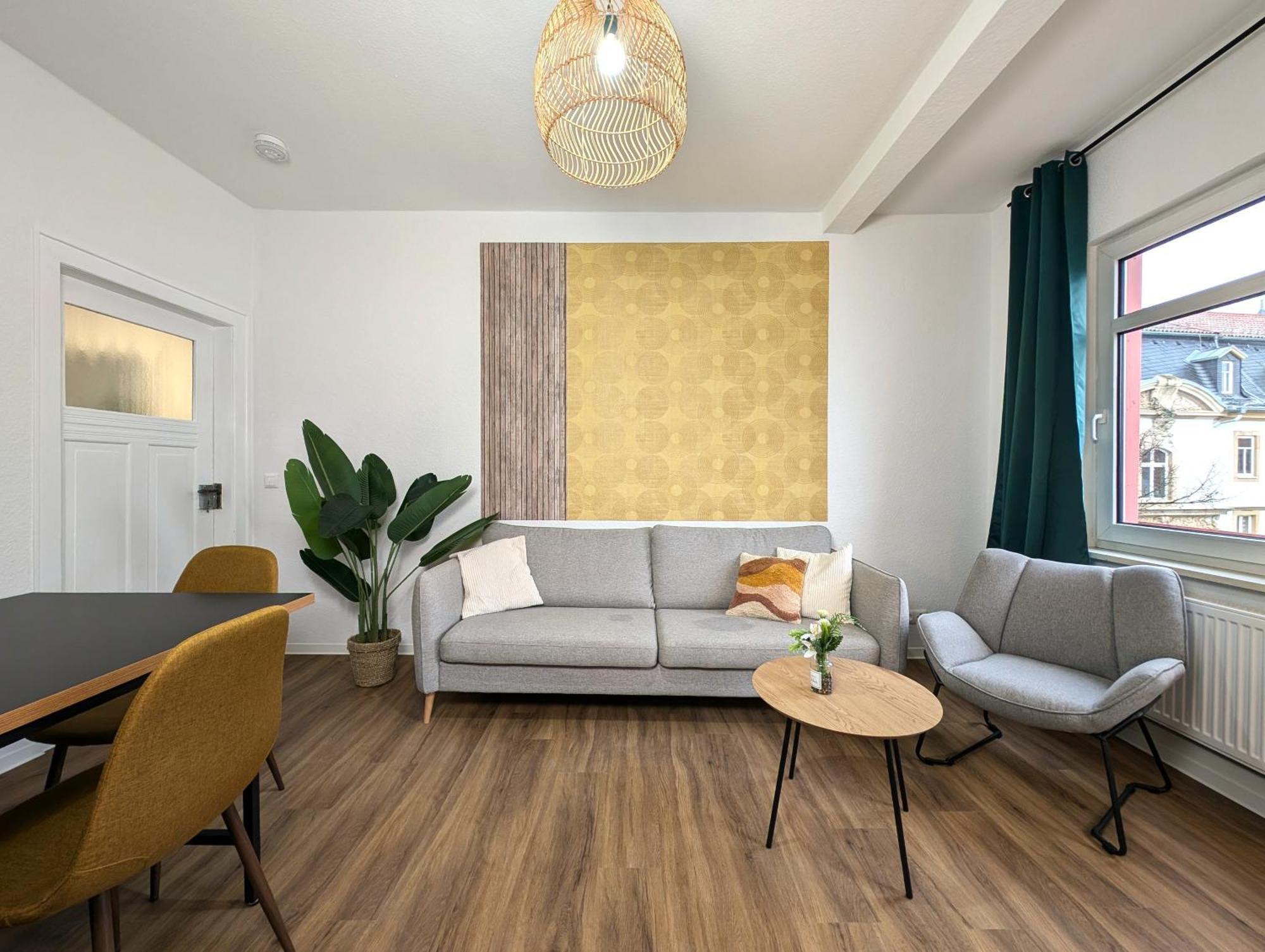 Bohnapartments - Topfmarkt Xxl Suiten - Neu In Top Zentrumslage, Vollausstattung, Wlan, Parkplaetze イルメナウ エクステリア 写真