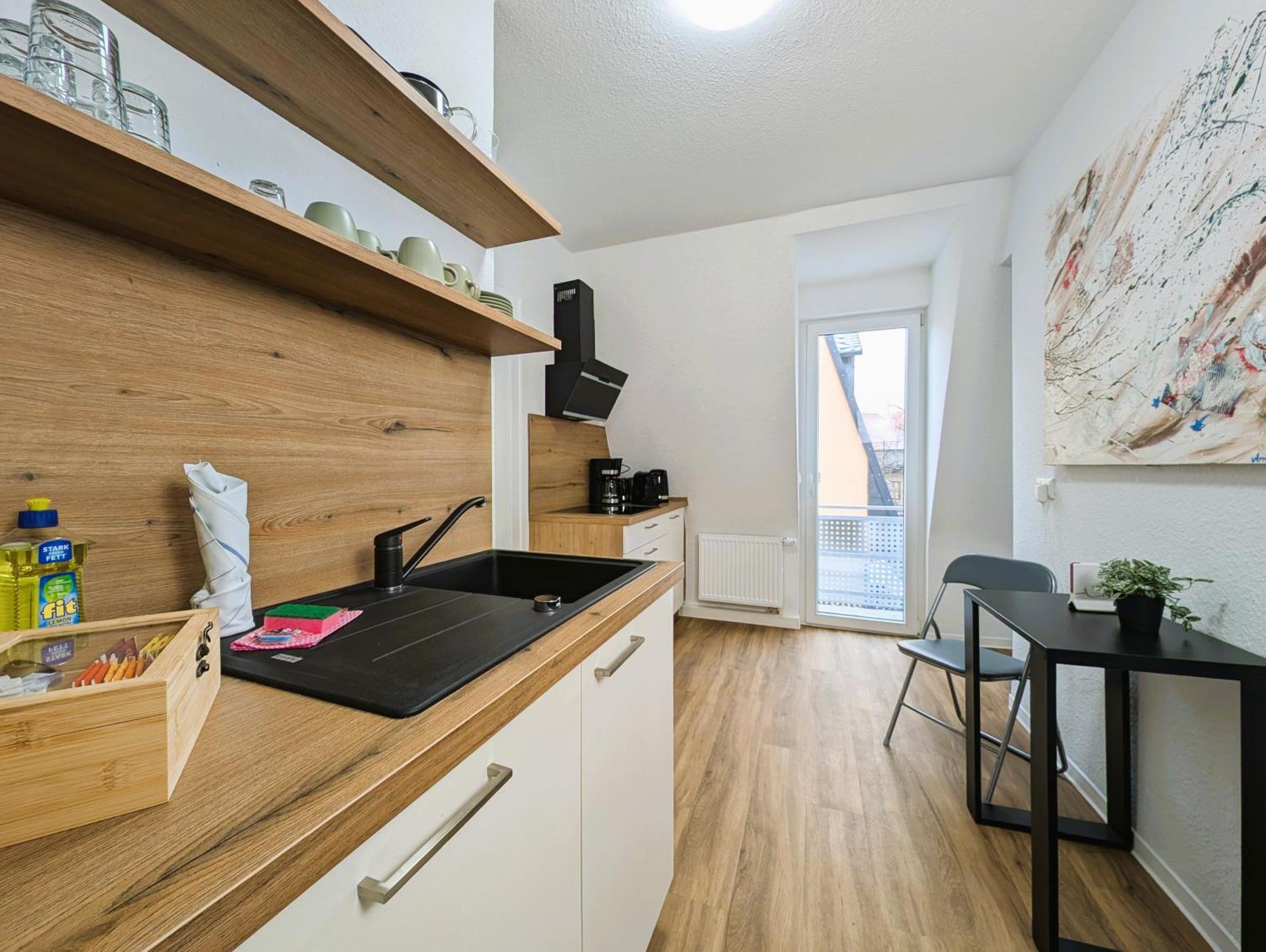 Bohnapartments - Topfmarkt Xxl Suiten - Neu In Top Zentrumslage, Vollausstattung, Wlan, Parkplaetze イルメナウ エクステリア 写真