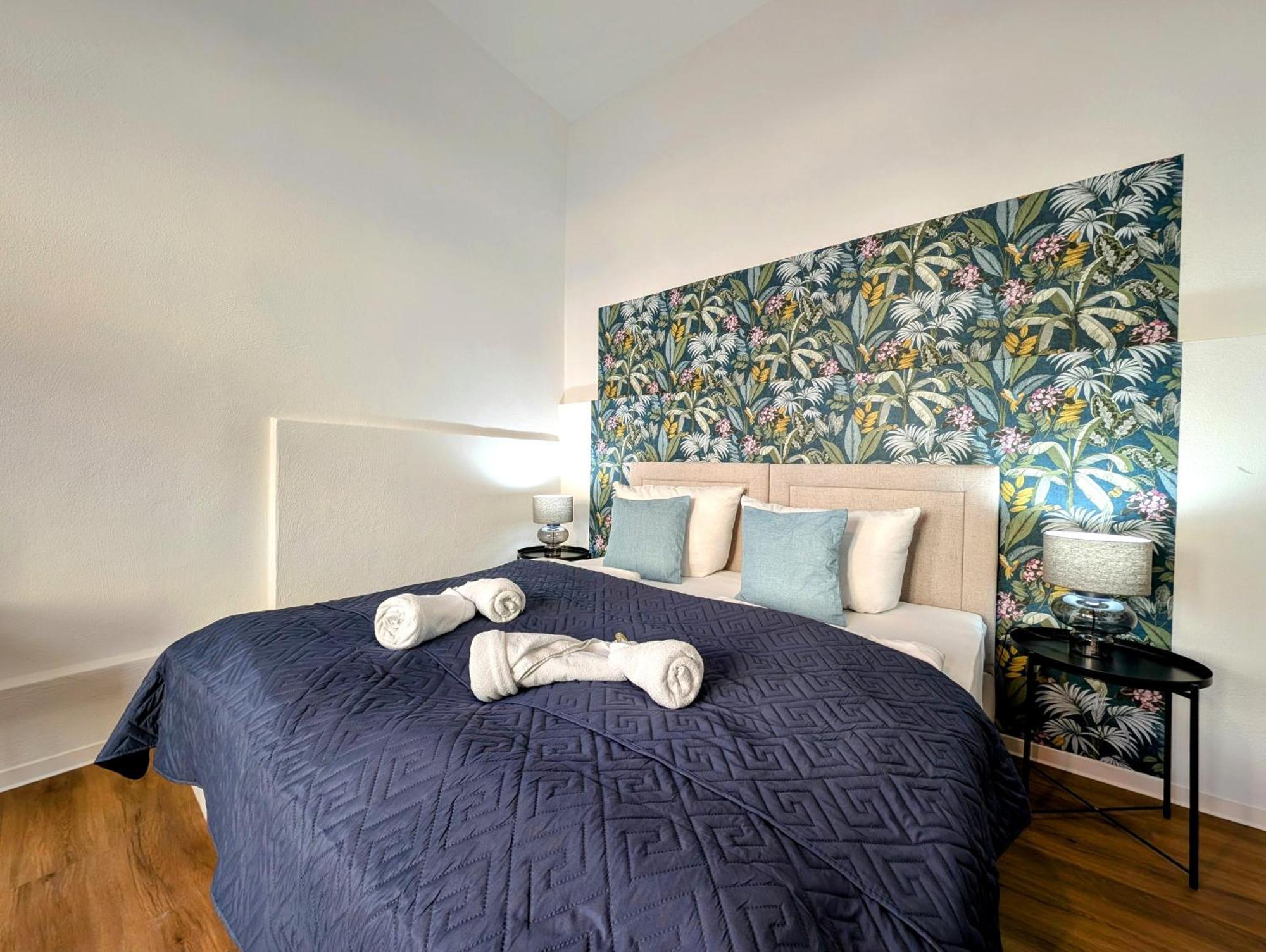 Bohnapartments - Topfmarkt Xxl Suiten - Neu In Top Zentrumslage, Vollausstattung, Wlan, Parkplaetze イルメナウ エクステリア 写真